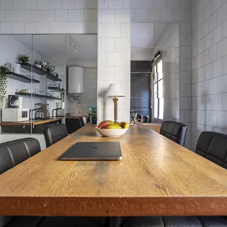 Διαμέρισμα Cornelia 31: Tu Hogar En